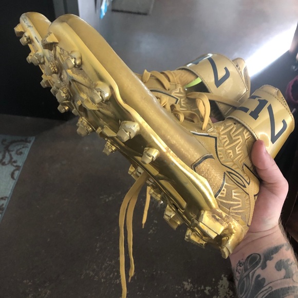 gold c1n cleats for sale